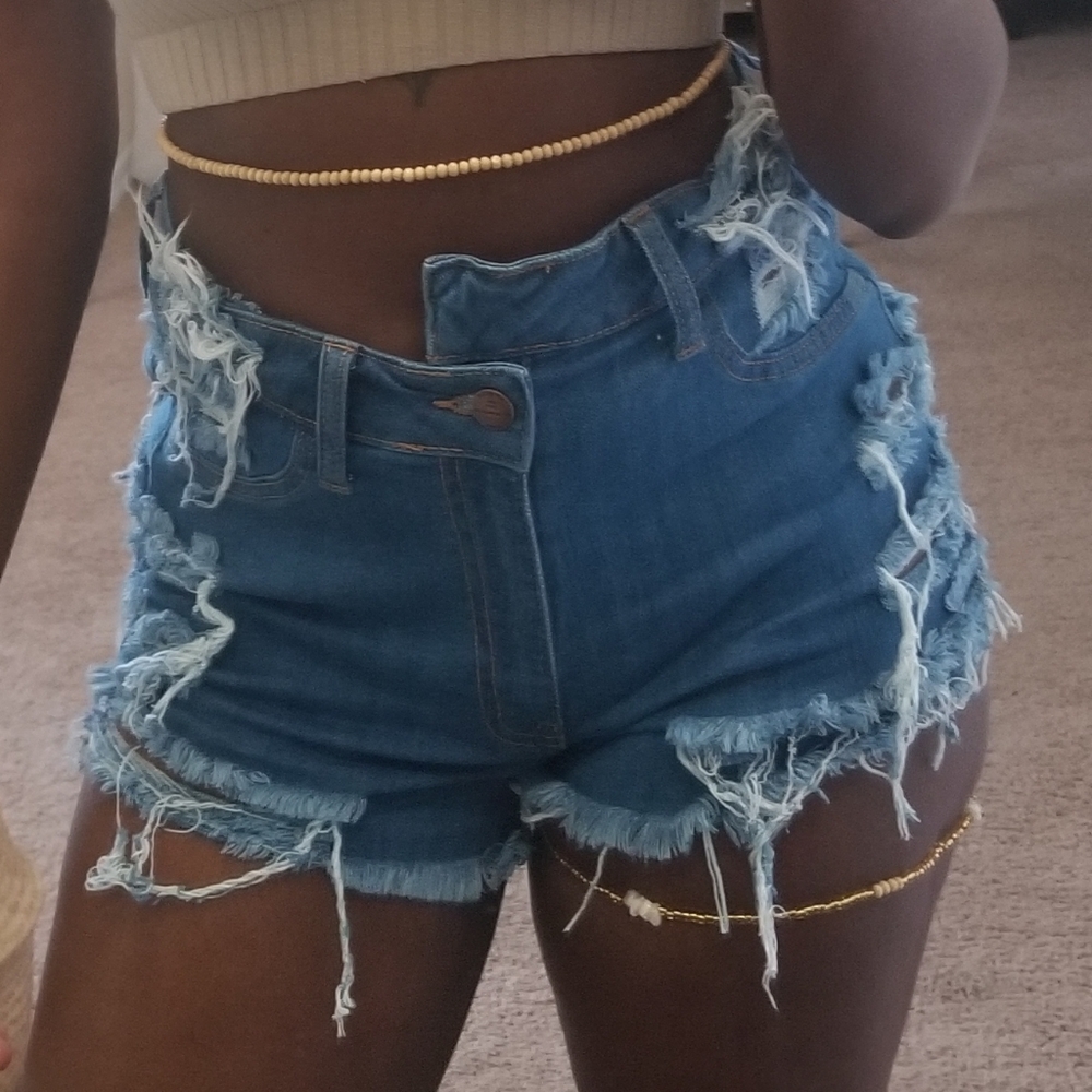 Distressed shorts
